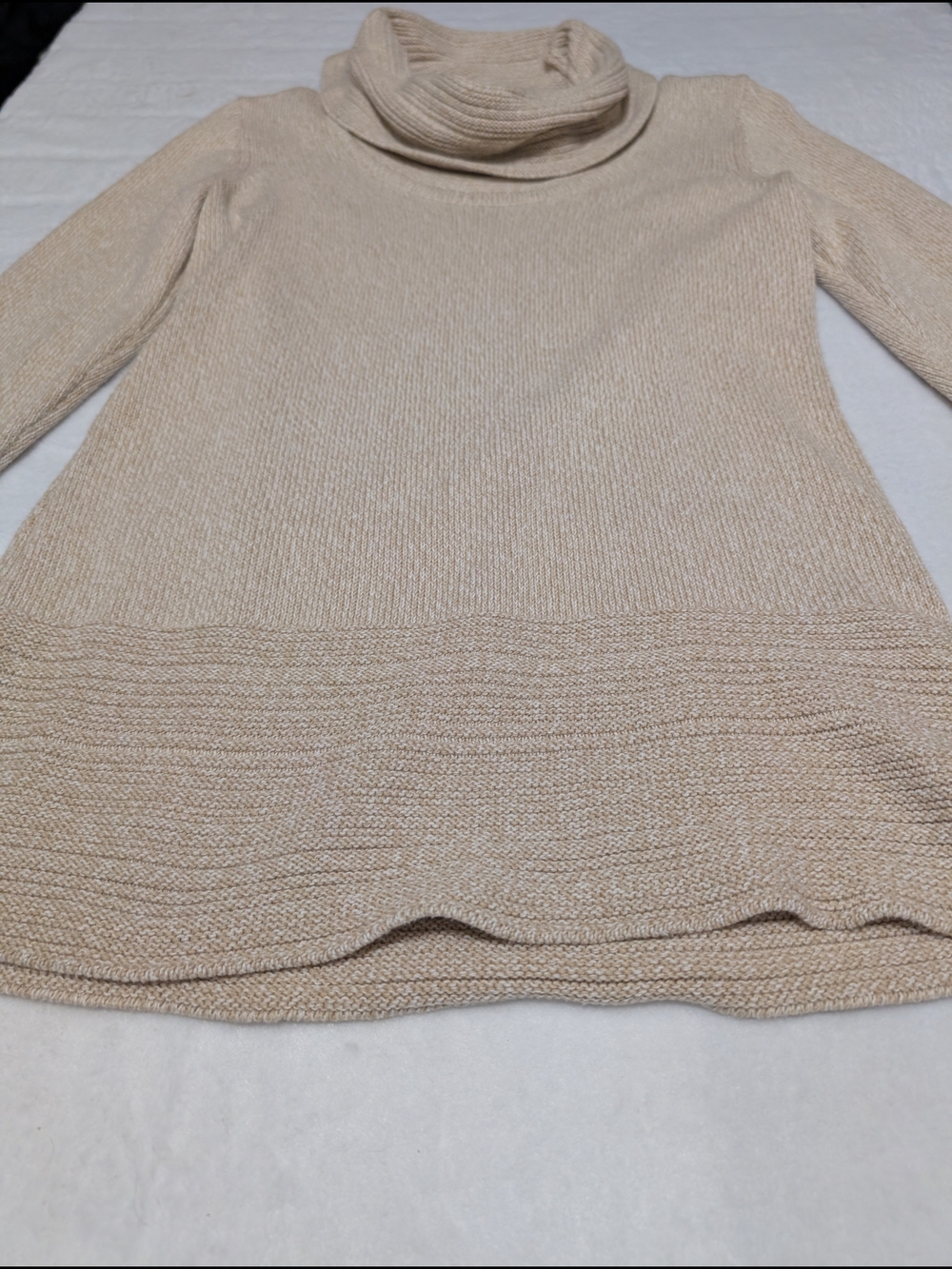 Calvin Klein Cream Turtleneck Sweater‎ Cozy Cottage Core Cozy